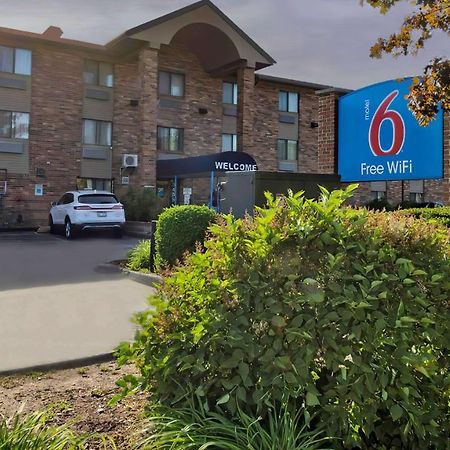 Motel 6-Milwaukee, Wi - Glendale Exteriör bild